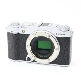 【中古】 《新同品》 FUJIFILM X-M5 ボディ シルバー [ デジタルカメラ ]