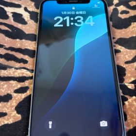 Apple iPhone Xs 64GB シルバー ケース付き