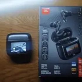 JBL Tour Pro 3 ワイヤレスイヤホン 箱あり 美品