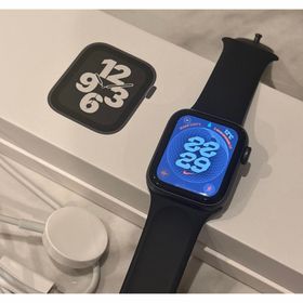 アップルウォッチ(Apple Watch)の【早い者勝ち】Apple Watch SE 本体 ブラック 40mm(腕時計(デジタル))