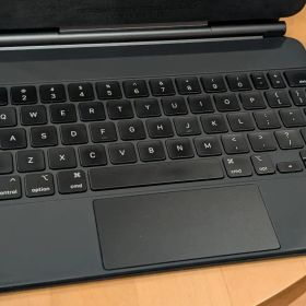 iPad Magic Keyboardブラック 英語US配列 MXQT2LL/A