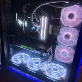 【美品・白基調】簡易水冷ゲーミングPC｜GTX1080｜SSD1.5TB