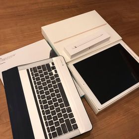 アップル(Apple)のiPad pro 12.9 ML2N2J/A(タブレット)