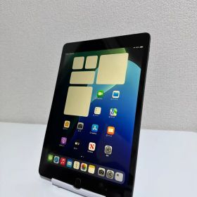 iPad 8 (10.2インチ) 32GB WiFi + セルラー