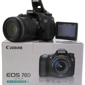 【Canon】キヤノン『EOS 70D EF-S 18-135 IS STMレンズキット』2013年8月発売 デジタル一眼レフカメラ 1週間保証【中古】