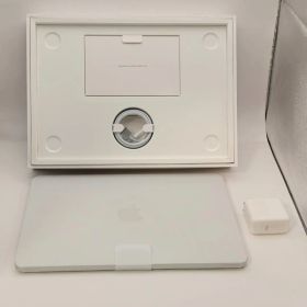 美品 M2 MacBook Air 8GB256GB バッテリ94% 付属品完備