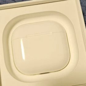 AirPods4 ノイキャン搭載モデル