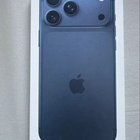 iPhone 17 Pro Max ダークブルー 本体