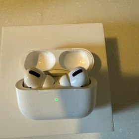 AirPods Pro 第2世代 MagSafe Lightning