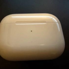 正規品】AirPods Pro 第2世代 Lightning MQD83J/A