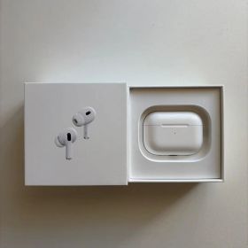 AirPods Pro 第2世代 Lightning（箱・付属品あり）