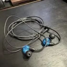 Shure se215 イヤホン