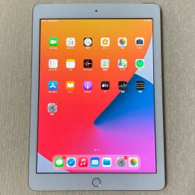 Apple iPad (第5世代) 32GB
