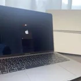 APPLE MacBook Air １３インチ 2018 MRE82J/A