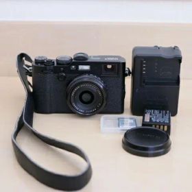 FUJIFILM X100F 動作確認済 レンズキャップ付 ショット数6500