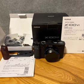 美品 FUJIFILM X100ⅵ コンデジ ブラック おまけ多数