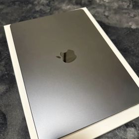 美品MacBook Pro M3Pro 14インチ メモリ18GB SSD1TB