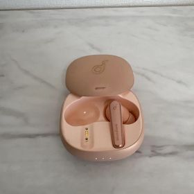 【美品】Anker Soundcore Liberty Air2Proイヤフォン