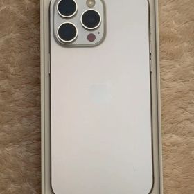 iPhone 15 Pro Max 256GB ホワイト SIMフリー