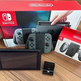 ニンテンドースイッチ(Nintendo Switch)のNintendoSwitch（充電スタンド、JoyCon充電グリップ付）(家庭用ゲーム機本体)