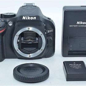 527★美品・ショット数688回★Nikon デジタル一眼レフカメラ D5200 ボディー ブラック D5200BK