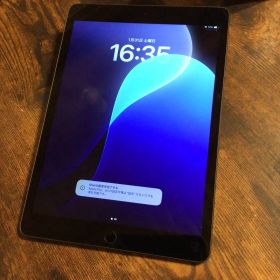 iPad第7世代 32GB スペースグレイ Wi-Fiモデル(本体のみ)