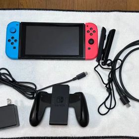 Nintendo Switch 本体 赤と青 Joy-Con