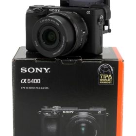【SONY】ソニー『α6400 パワーズームレンズキット / ブラック』ILCE-6400L(B) 2019年2月発売 ミラーレス一眼カメラ 1週間保証【中古】