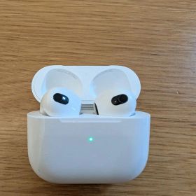 【美品】Apple AirPods 第3世代