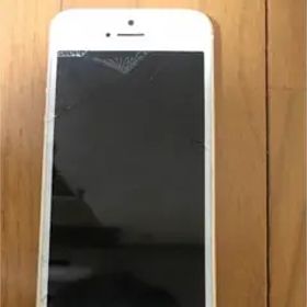 iPhoneSE36ギガ8000円下げましたSALE