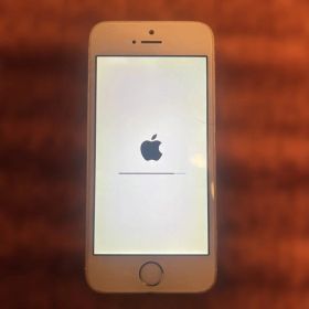 Apple iPhone 5S 16GBゴールド 本体