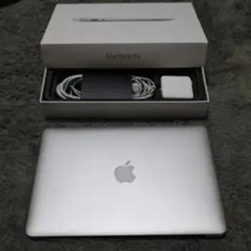 【美品】Macbook Air 2017 13インチ 250GB