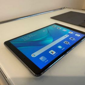 HUAWEI MediaPad M5 8.4インチ LTE SHT-AL09