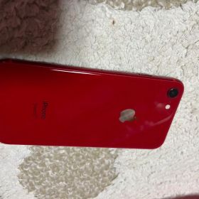 iPhone8レッド