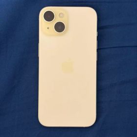 Apple iPhone 15 256GB イエロー 本体