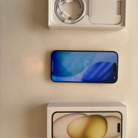 iPhone 15 512GB イエローSIMフリー【美品】