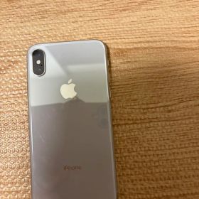 Apple iPhone X シルバー