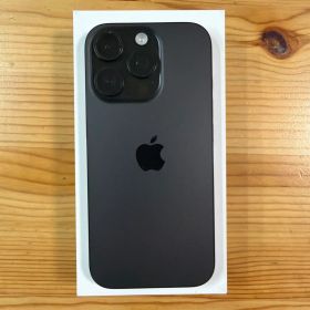 【美品】iPhone 16 Pro 256GB（ブラックチタニウム）SIMフリー