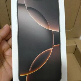 iPhone 16 Pro デザートチタニウム 128GB本体