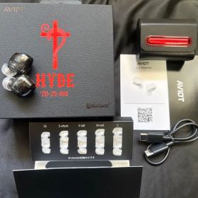 AVIOT TE-J2-666 HYDEコラボモデル ワイヤレスイヤホン