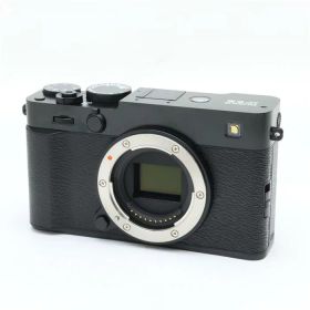 【中古】 《美品》 FUJIFILM X-E5 ボディ ブラック 【ストラップ取付部部品交換/各部点検済】 [ デジタルカメラ ]