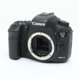 【中古】 《並品》 Canon EOS 7D Mark II ボディ [ デジタルカメラ ]