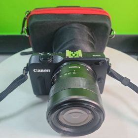 Canon EOS M2 ミラーレスカメラ 18-55mmレンズ付き