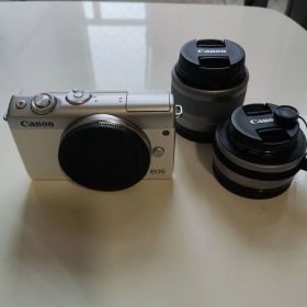 Canon Eos m100 ミラーレスホワイト レンズ２本付き