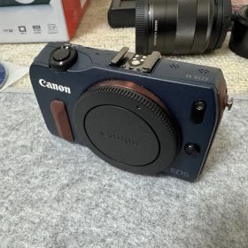 Canon EOSM ダブルレンズセット&望遠おまけ