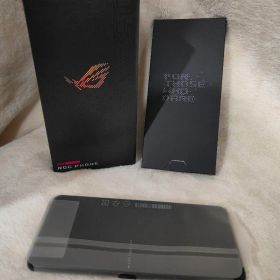 ASUS ROG PHONE5（ZS673K3 ）ブラック デュアルSIM