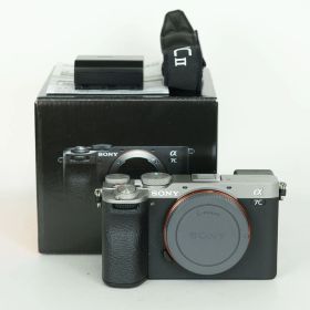 [良品 | シャッター数2,500回] SONY α7C II（ILCE-7CM2） [ボディ シルバー] | SONY Eマウント