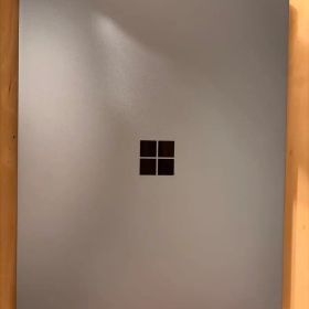 Microsoft Surface Laptop Go シルバー