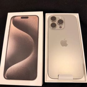 Apple iPhone 15 Pro Max チタニウム 本体