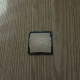 Intel Core i7 9700F 中古品